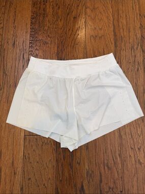 Athleta White Mesh Fast Route Run Shorts, Small